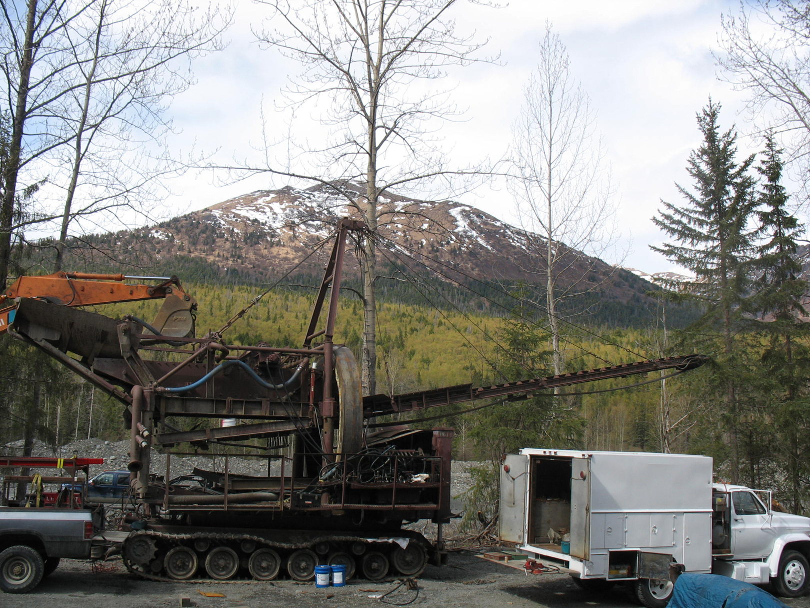 100514 Stargate from Side