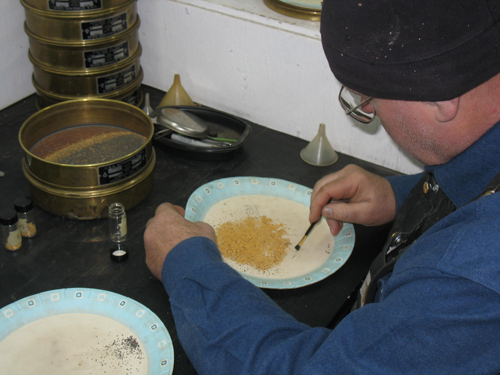 101030 Mike Cleaning Gold